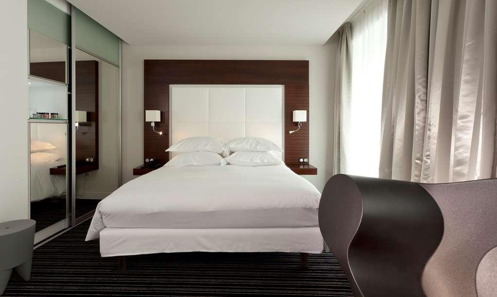 Le Grand Hotel Grenoble, BW Premier Collection By Best Western Ruang foto